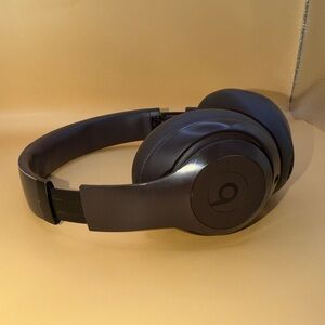 Beats by Dre Studio Pro Wireless Headphones